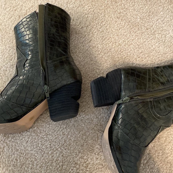 Coconuts by Matisse Shoes Matisse Coconut Snake Western Bootie